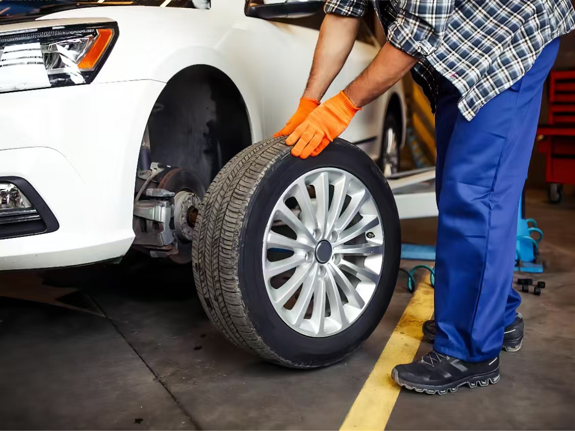 1740363746775405.jpg 补胎29.jpg